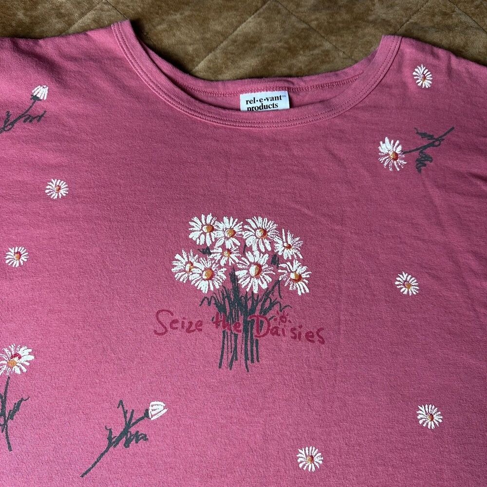 Vintage Daisy Garden Shirt All Over Print T-Shirt Women's XL 1997 Relevant Brand